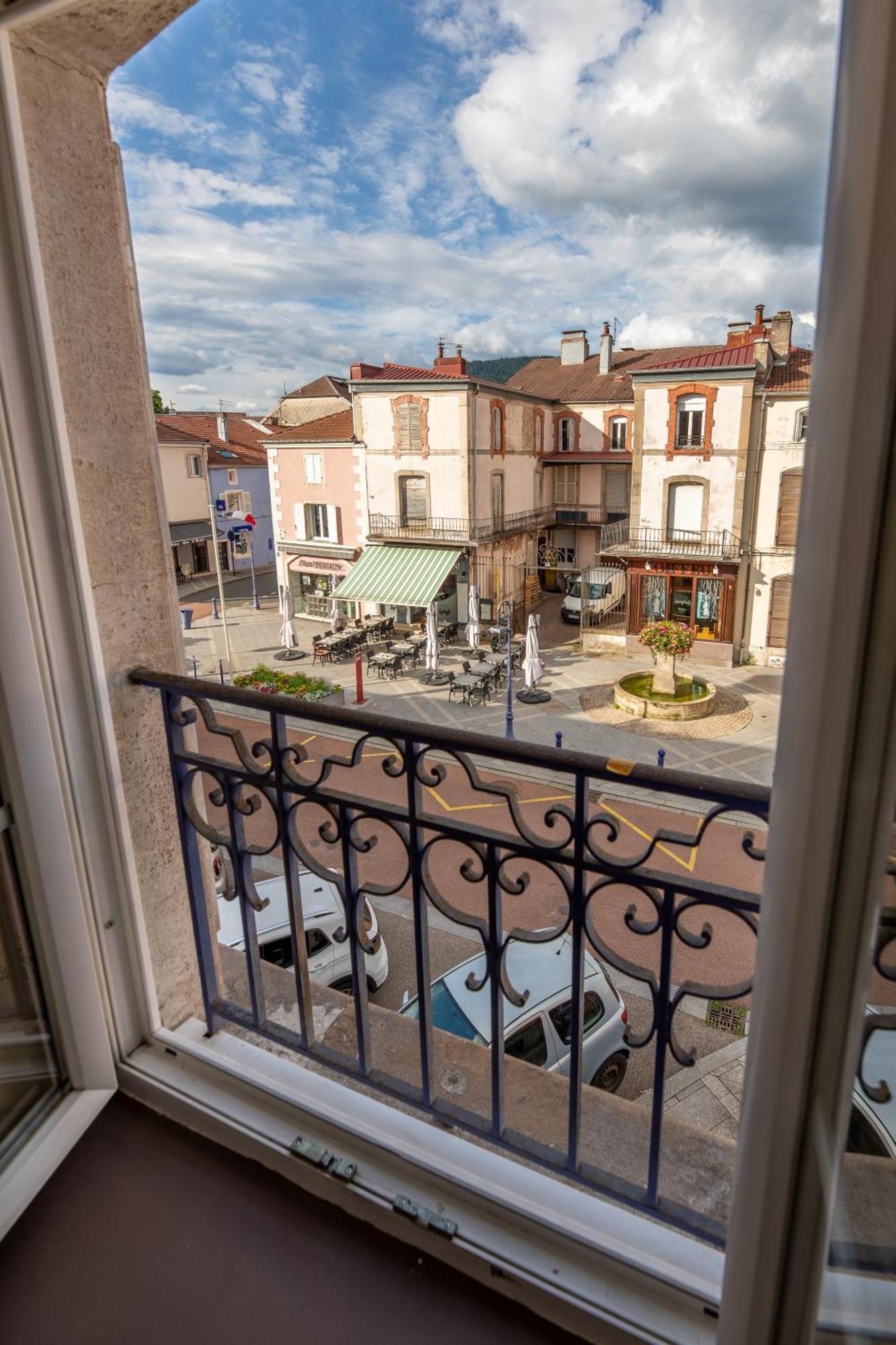 Cocon De La Belle De Vosges 3 Chambres Remiremont Kültér fotó
